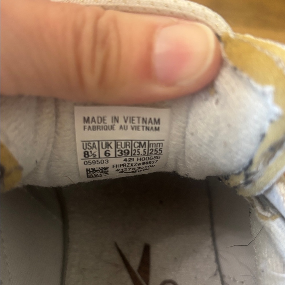 Cardi B x Reebok Sneakers - Picture 8 of 9